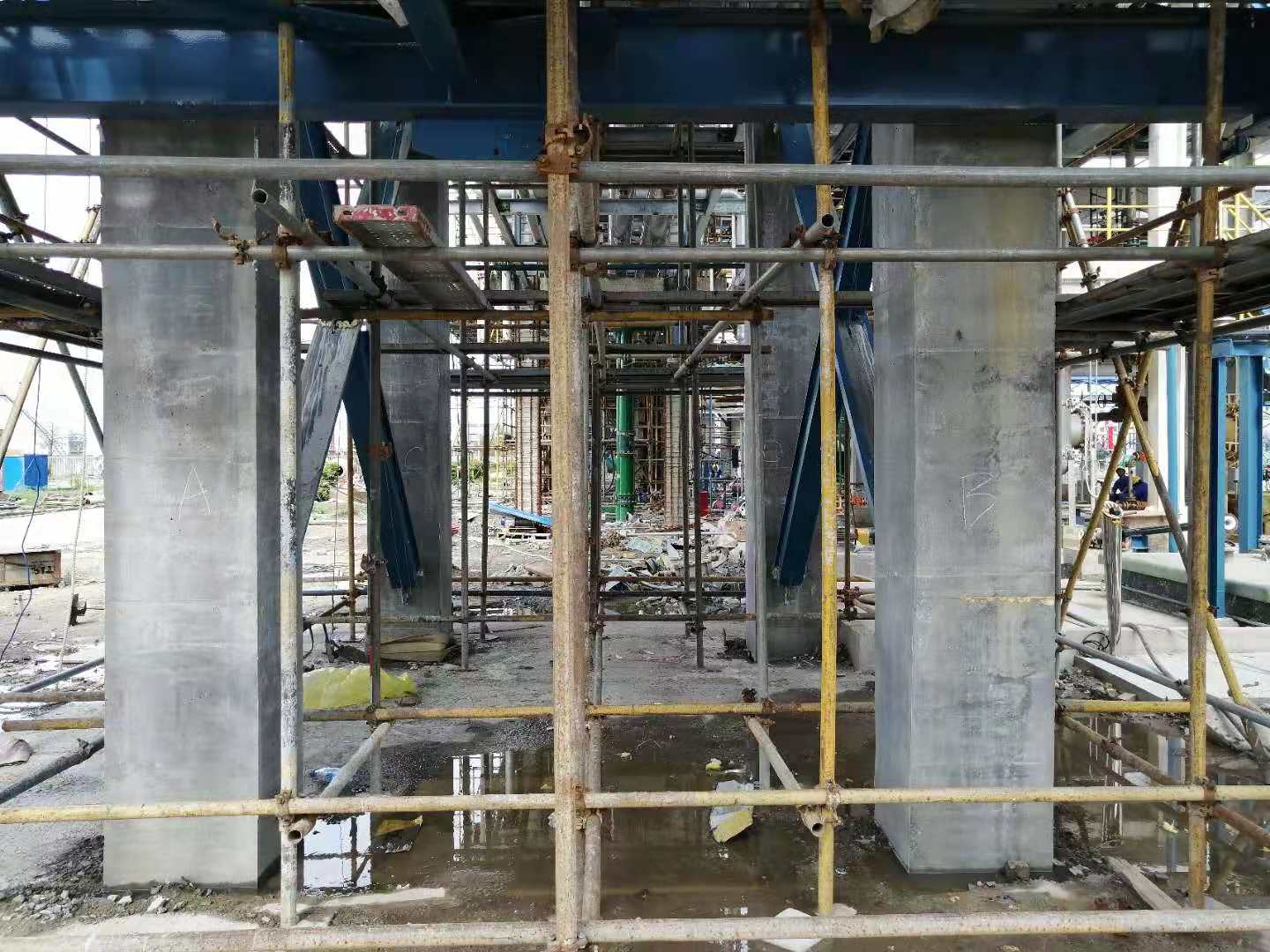 冰球突破聚合物修补砂浆配合比是否按工程现真相形来定？？？