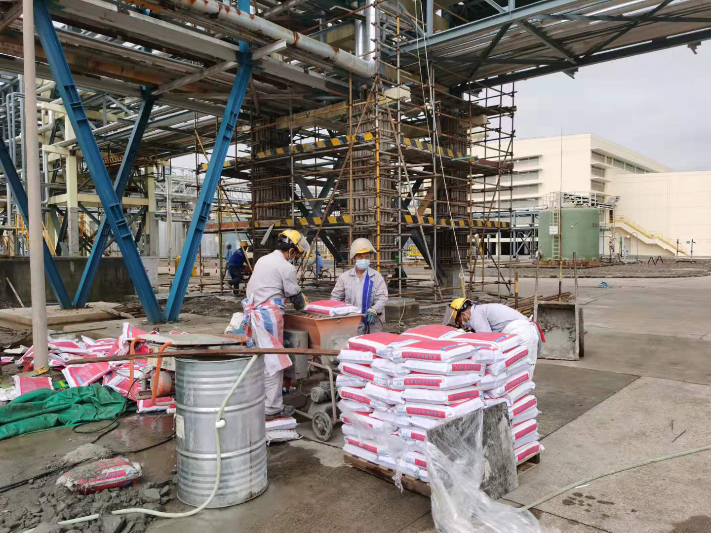 冰球突破聚合物修补砂浆可修补的路面问题概述