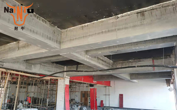 防水涂料变质后有哪些变质体现呢？？